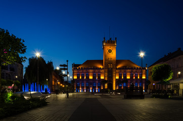EVENING AT THE TOWN HAL SQUARE - A beautiful and prestigious city center