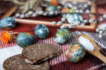 Black bread and Easter eggs