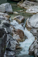 Valle Verzasca: Beautyfull Green River