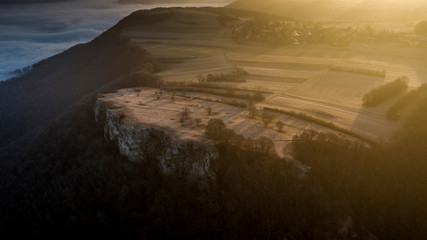 Morgennebel im Tal - Sonnenaufgang