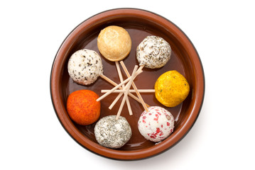 Ziegenfrischkäse-Bällchen