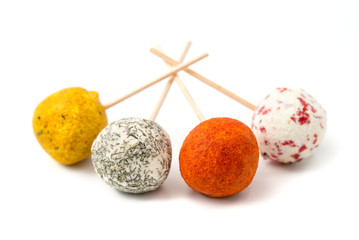 Ziegenfrischkäse-Bällchen