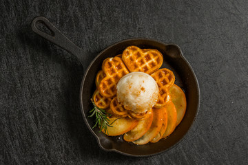 ワッフル Waffles of Dutch, French and Belgian foods