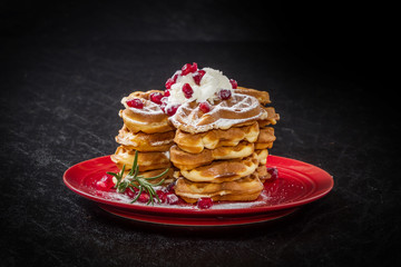 ワッフル Waffles of Dutch, French and Belgian foods