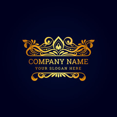 Vintage luxury royal logo with decorative ornament Premium Vector