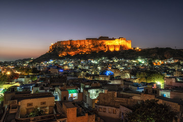 Fototapeta na wymiar mehrangarh fort at night