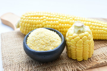  fresh organic corn in leaf, shelled and powdered