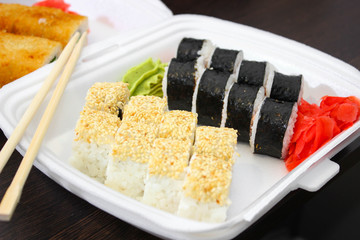 Sushi set