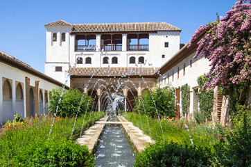 Fototapeta na wymiar Patio de la Acequia La Alhambra, Granada, Spain