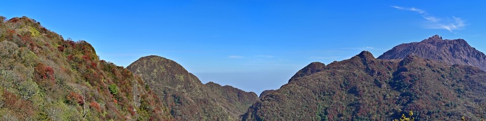 妙見岳展望所から見る紅葉のパノラマ情景＠雲仙、長崎