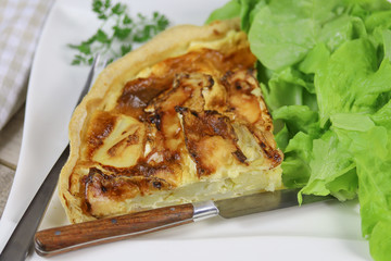 tarte aux pommes de terre et fromage	
