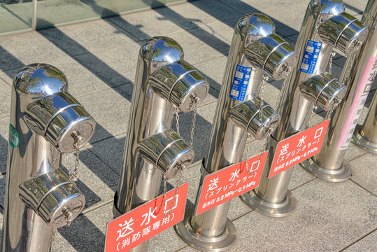 送水口