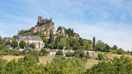 Fototapeta na wymiar Turenne - Corrèze - vue générale