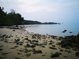 einsame Strände abseits des Tourismus Krabi Thailand 