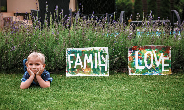 Drawing Posters Created With Tape And Fingers, Easy And Funny DIY With Kids