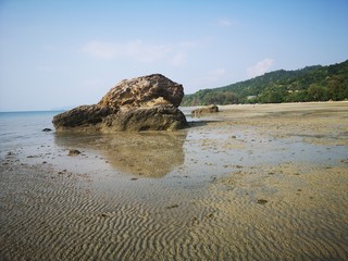 einsame Strände abseits des Tourismus Krabi Thailand 