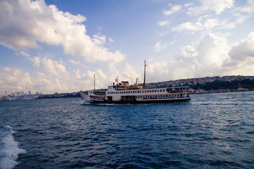 Fototapeta na wymiar view of istanbul blue sky clouds