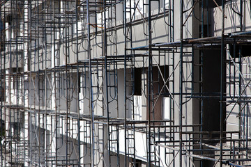 pre cast construct site with iron rack