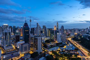 Fototapeta na wymiar panoramic city skyline in Kuala Lumpur