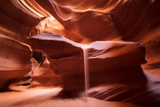 Sandfall in Antelope Canyon, Arizona, USA