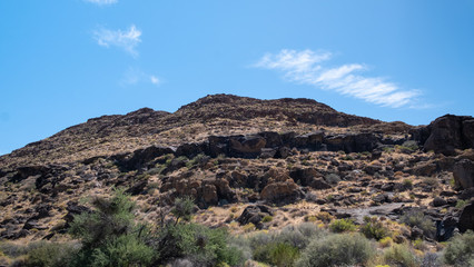 Fototapeta na wymiar cliff and moutnain in the Mojave desert, california