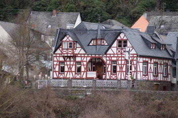 Mosel zwischen Niederfell und Kobern-Gondorf