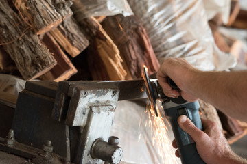 Sharpening blades