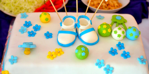 cute homemamde baby birthday cake