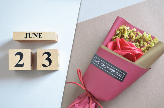 June 23, Rose bouquet for Special date.