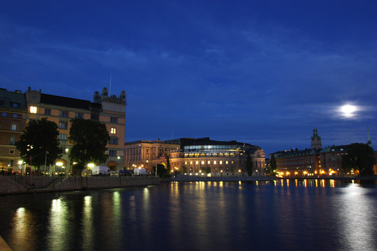 Norrstr&ouml;m vid Rosenbad och riksdagshuset