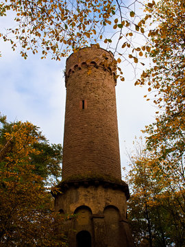 Aussichtsturm auf dem Katzenbuckel im Odenwald