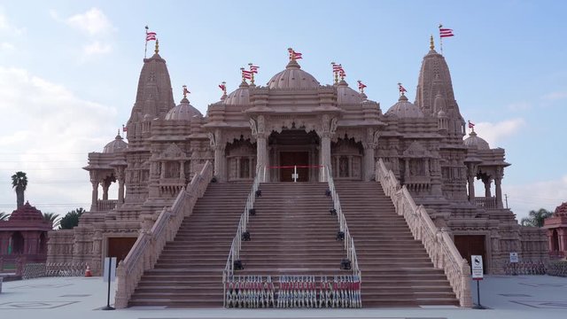 Exterior view of the famous BAPS Shri Swaminarayan Mandir