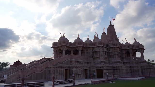 Exterior view of the famous BAPS Shri Swaminarayan Mandir