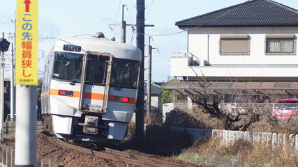 電車　JR高山線