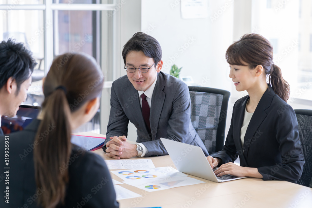 Poster 会議　オフィス