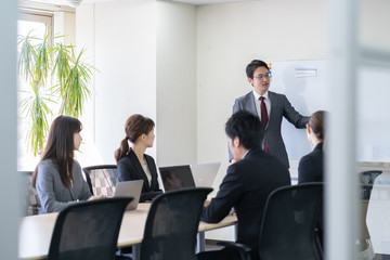 会議　オフィス