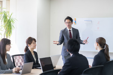 会議　オフィス