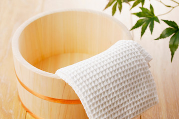 Obraz na płótnie Canvas 湯桶　 Japanese Hinoki wood Bath Bucket