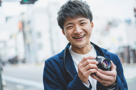 43 Best カメラ男子 Images Stock Photos Vectors Adobe Stock