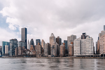 Fototapeta na wymiar A view to Manhattan from the Roosevelt Island III