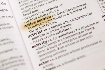 Obraz premium The word or phrase Active Service in a dictionary.