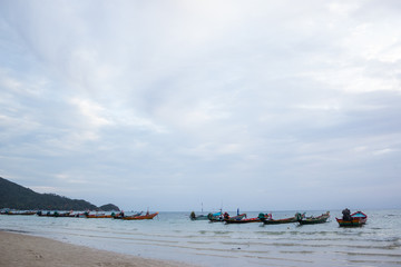 barcas en playa de Koh Tao