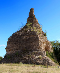 Autun - Pyramide de Couhard