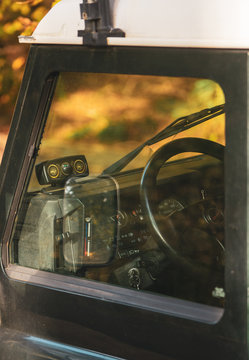 Autumn Land Rover Defender 110 Forest