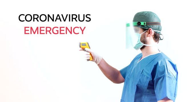 Medico fa il test per il coronavirus ai pazienti contaminati con il termometro laser