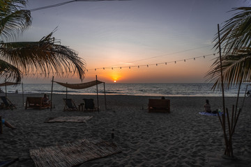 playa de arena y mar 