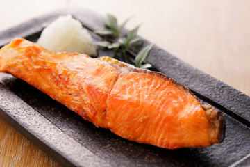 焼き鮭　Japanese style grilled Silver salmon 