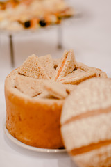 Pain garni & petits toasts