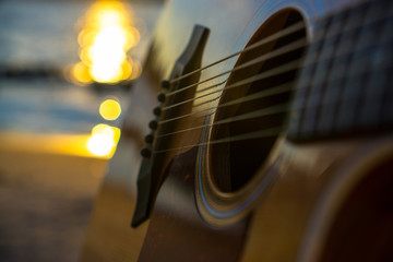 Fototapeta premium Guitar at Sunset