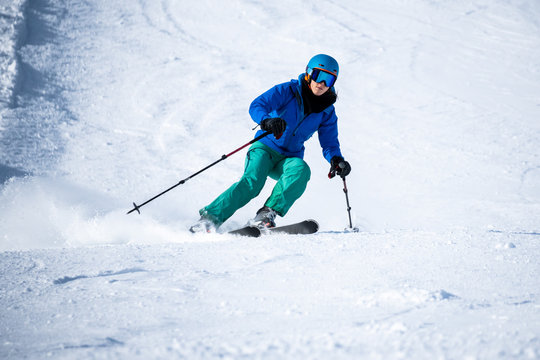 Woman skiing, Zauchensee ski resort, Salzburg, Austria
